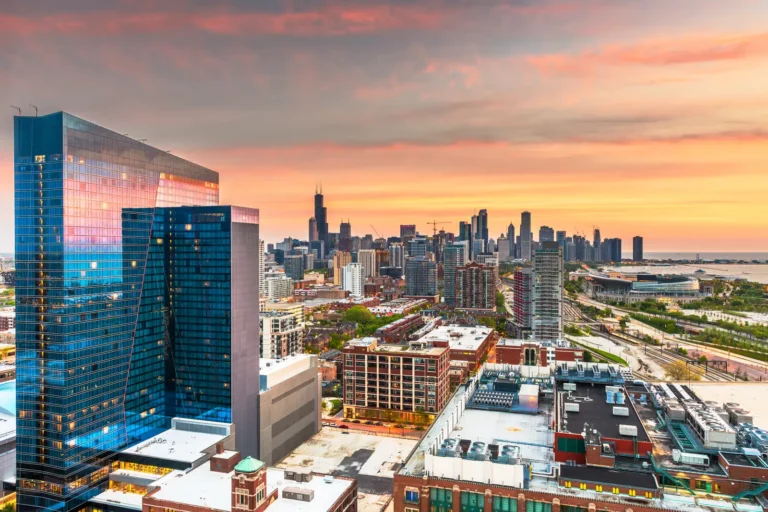 Chicago skyline at sunset — Maven's Choice luxury limousine service